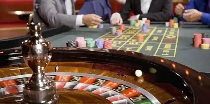 Casino trực tuyến với slot online và bài bạc tại vn500